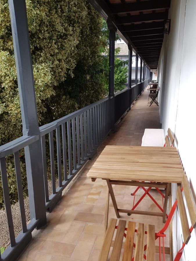 セビリアPatio Andaluz Siglo XVIアパートメント エクステリア 写真