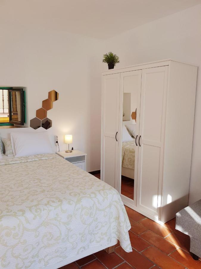 セビリアPatio Andaluz Siglo XVIアパートメント エクステリア 写真